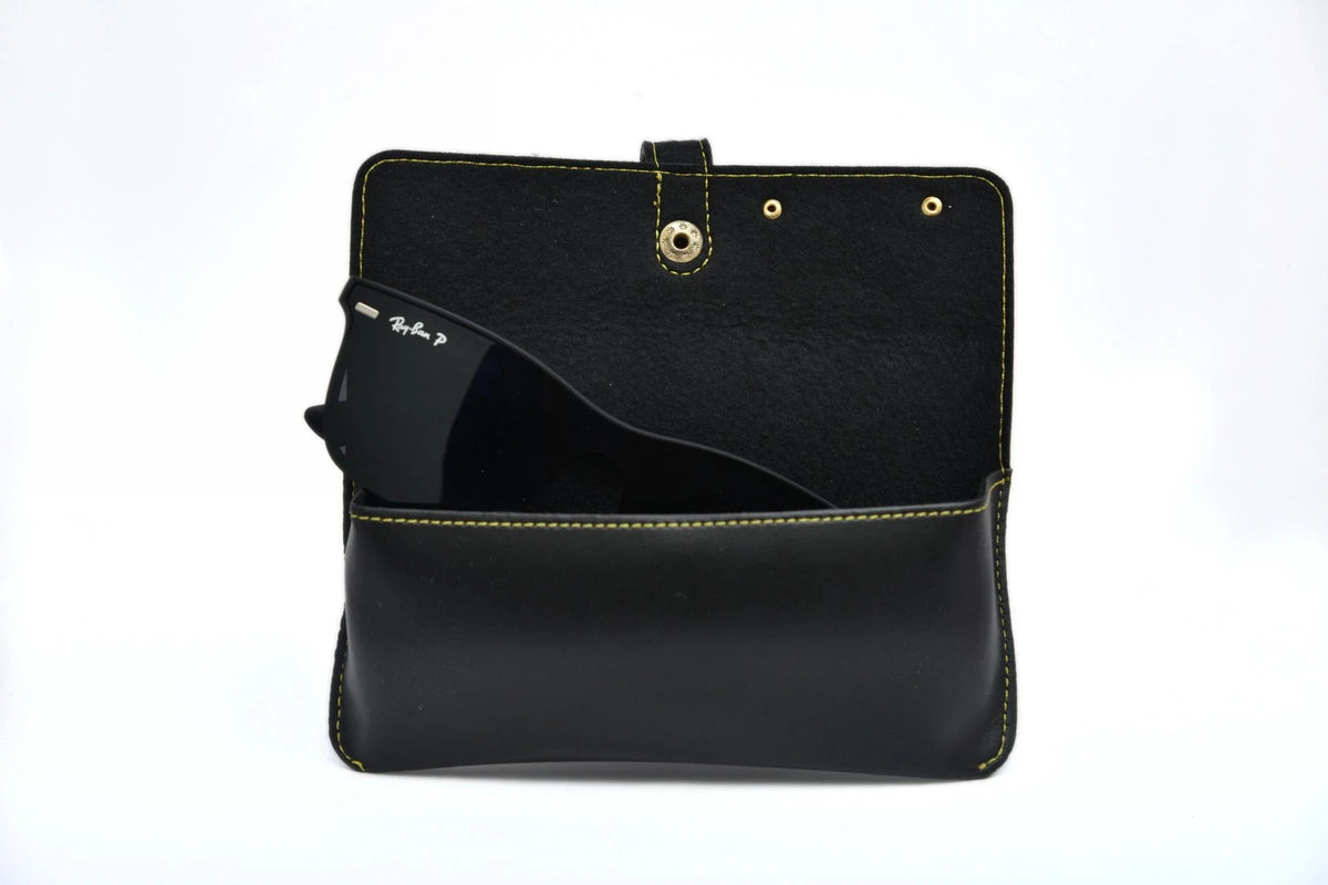personalized-cb08-black-customized-best-gift-for-boyfriend-girlfriend.The flawless finish of our eyewear Case is bound to leave you mesmerized and protect your glasses from any sort of strain. The best part is that faux, synthetic leather is very durable. It is not prone to crack or peel like leather. It will not fade as easily in ultraviolet light and is stain resistant.Go classy with this stylish sunglasses pouch.