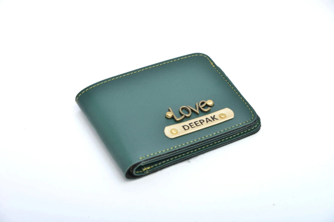 "Don’t forget the flawless finish of this Personalized Custom-Made Leather Men’s Wallet which is bound to leave you mesmerized. "