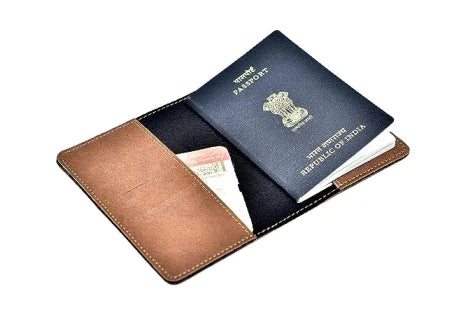 classy_leather_passport_cover