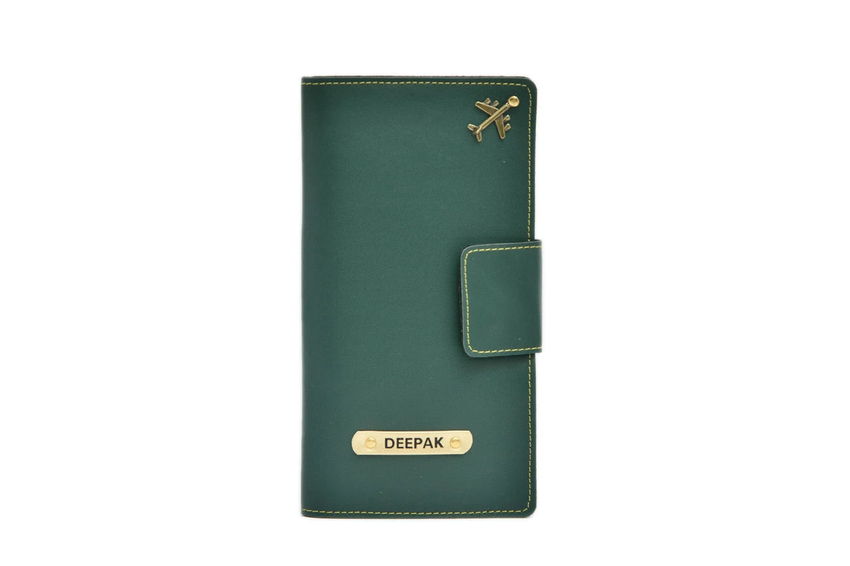 personalized-travel-wallet-olive-green-customized-best-gift-for-boyfriend-girlfriend. Front view. When travelling, travel in style and sophistication. A messy travel bag doesn't look pretty. Arrange your items with our travel organizers so that you don't miss your essential items. Don’t forget the flawless finish of the organizer which is bound to leave you mesmerized along with its sturdy build that ensures total protection of your belongings during the travelling shenanigans